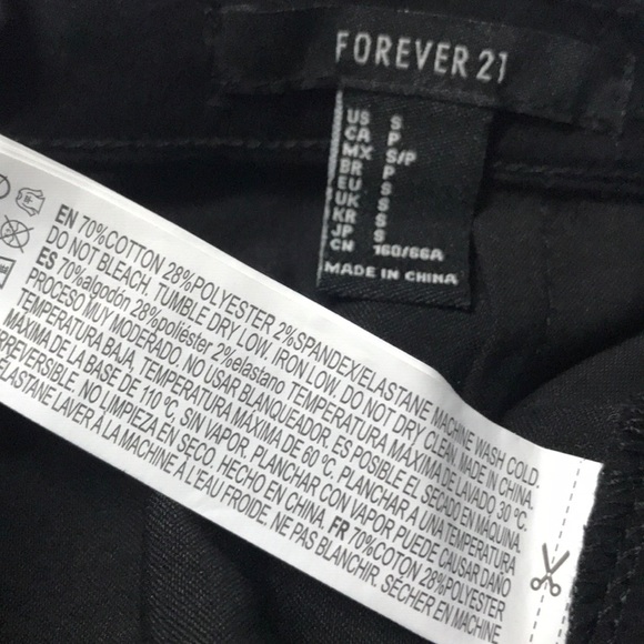 2/$40 🌺 Laced Up Pants - Size Small - Picture 6 of 6